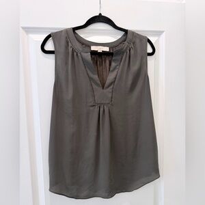LOFT | Olive Green Sleeveless V-Neck Pleated Camisole Size Medium